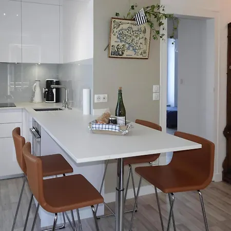 Апартаменты Apartment, Beg Meil Фуэнан